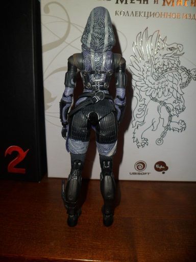 Mass Effect 3 - Mass Effect Play Arts Kai - Tali'Zorah vas Normandy - обзор